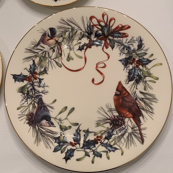 5 piece Lenox Winter Greetings Fine Ivory China - Picture 2 of 7